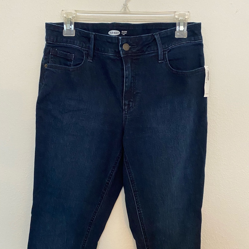 Size 10 Old Navy rockstar jeans - tags still on!